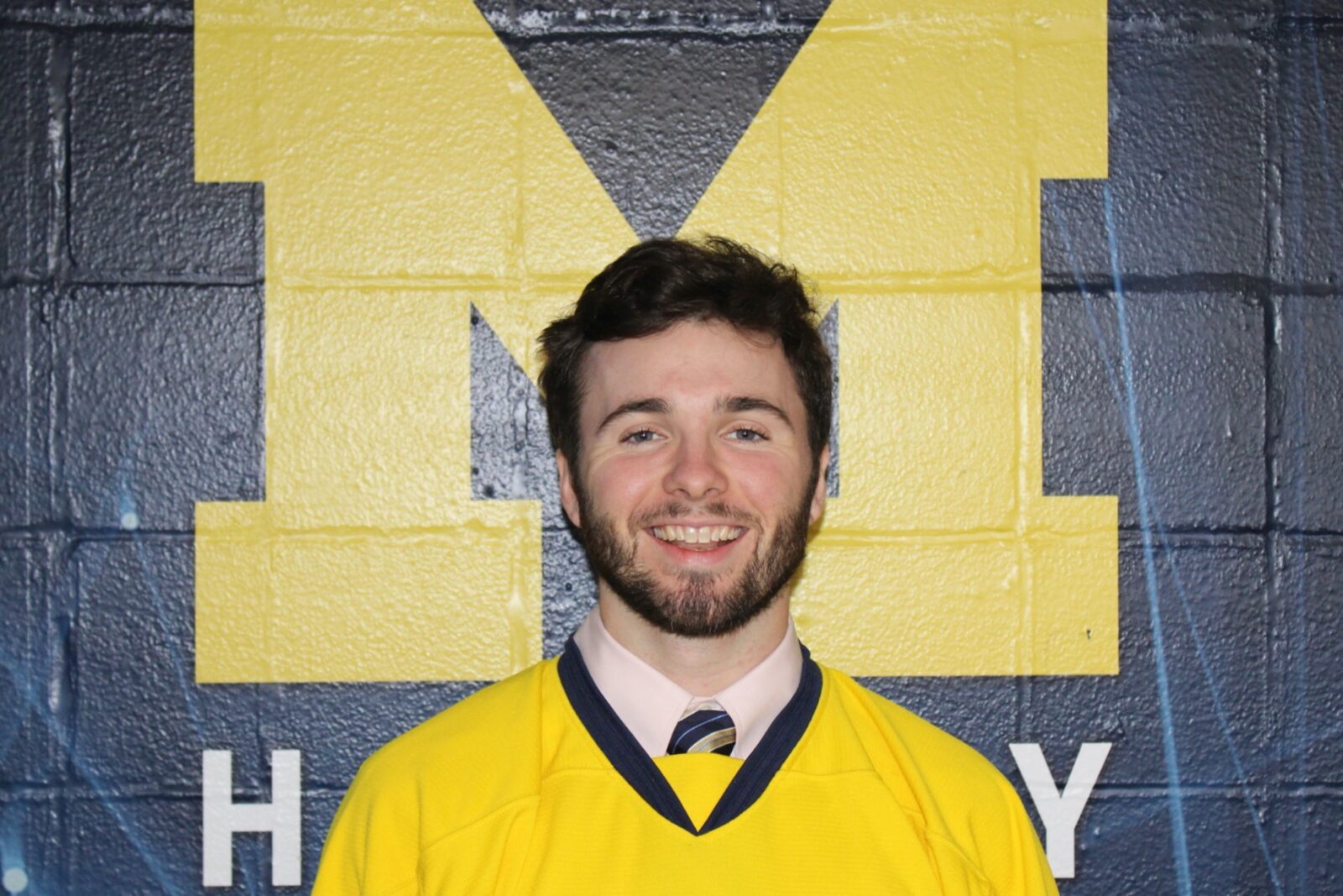 owen-collins-university-of-michigan-men-s-club-hockey